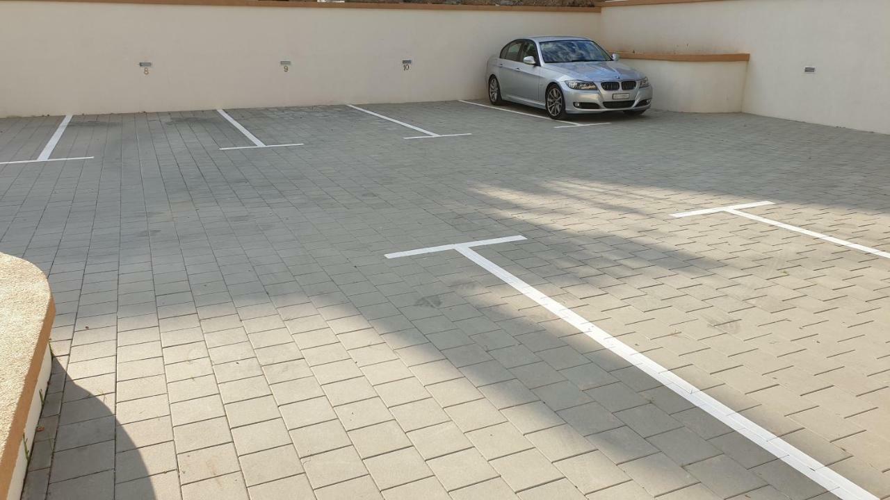 Apartment Movie Primošten المظهر الخارجي الصورة
