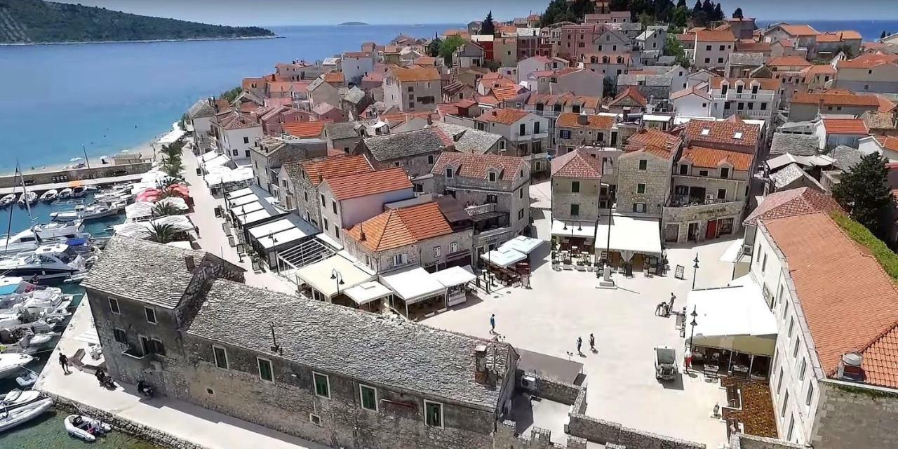 Apartment Movie Primošten المظهر الخارجي الصورة
