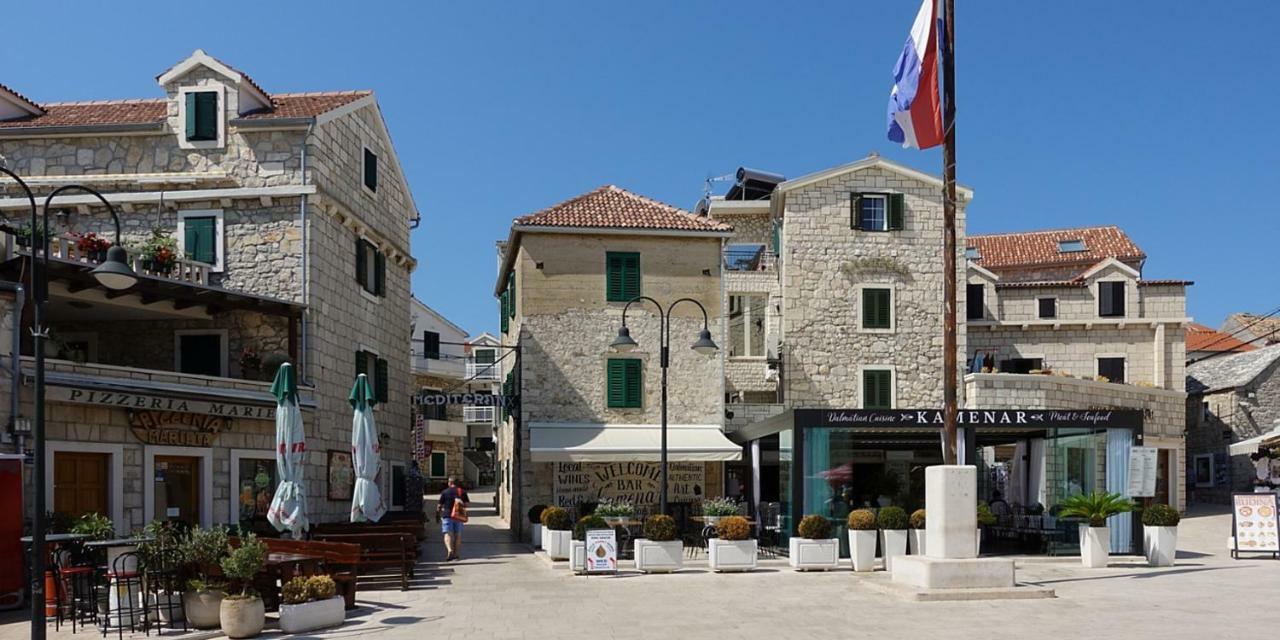Apartment Movie Primošten المظهر الخارجي الصورة