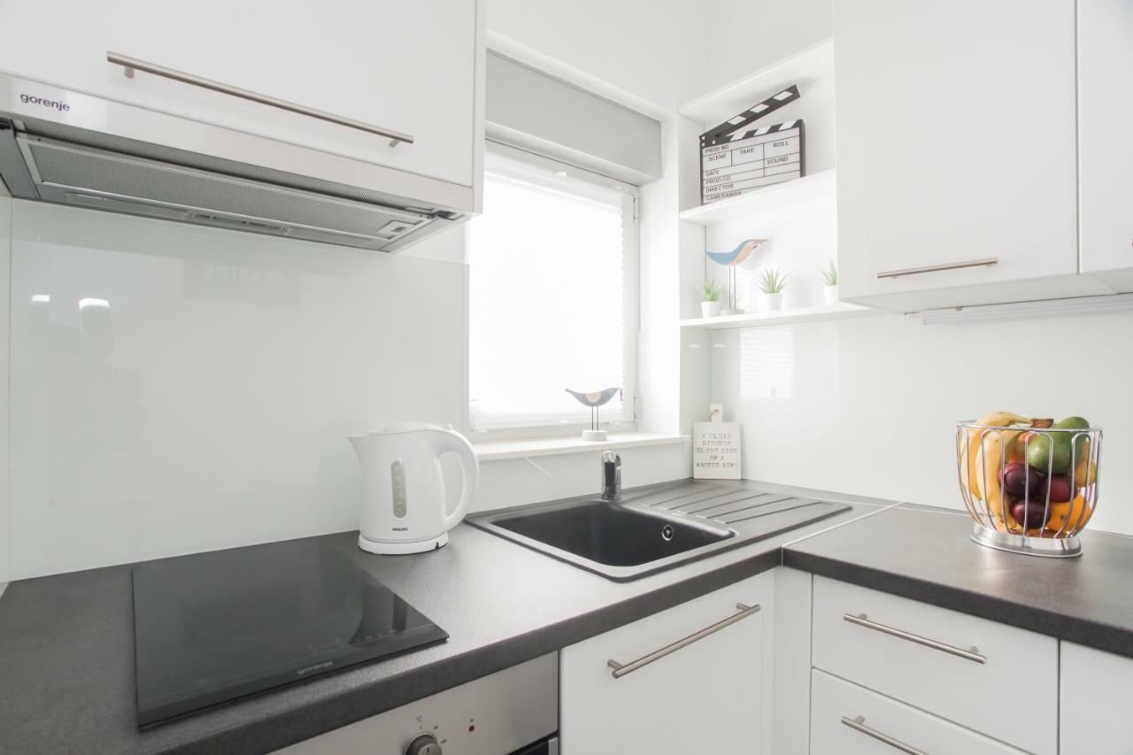 Apartment Movie Primošten المظهر الخارجي الصورة